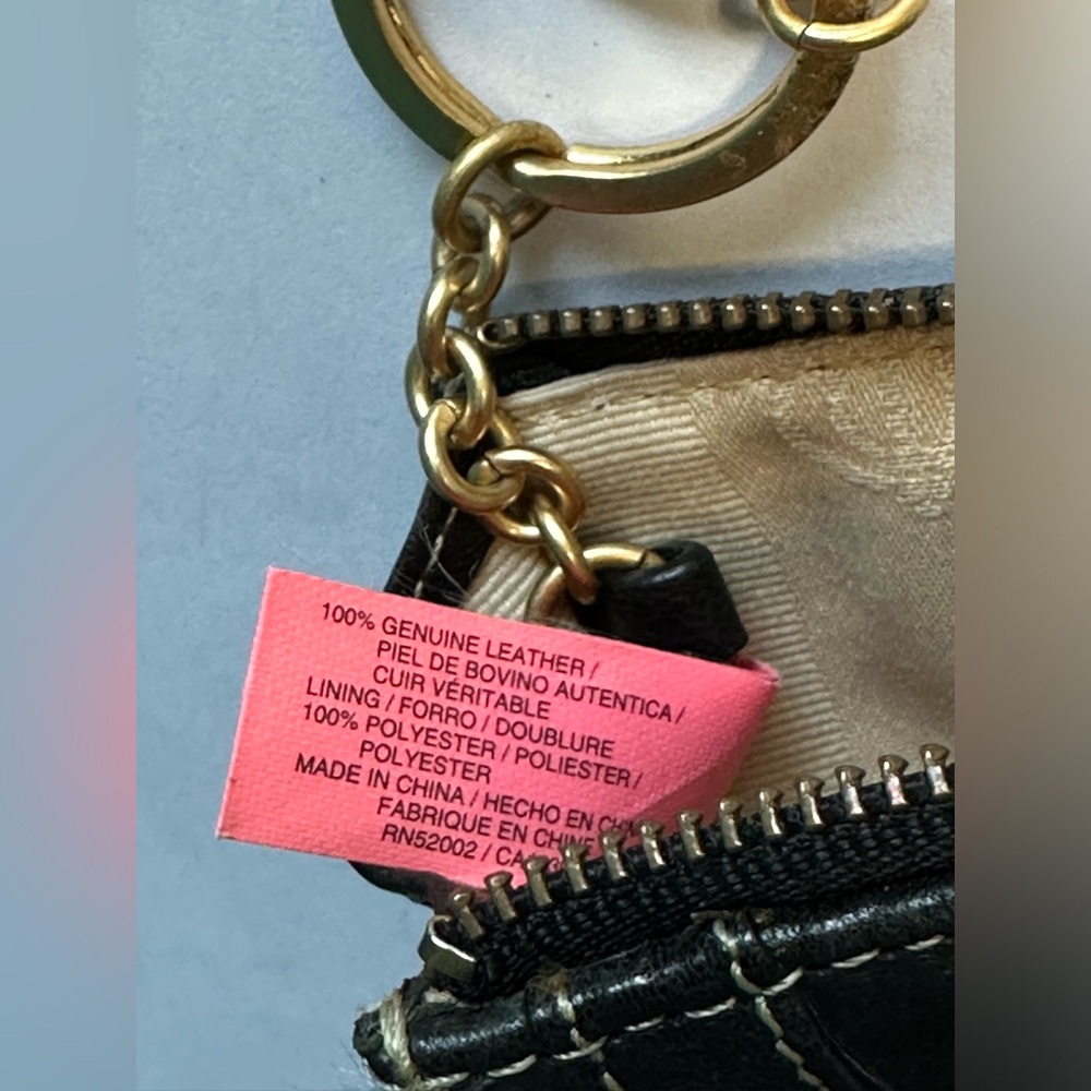 Juicy Couture Vintage Black Leather Keychain Charm Coin Purse Gold Accents - Picture 8 of 13
